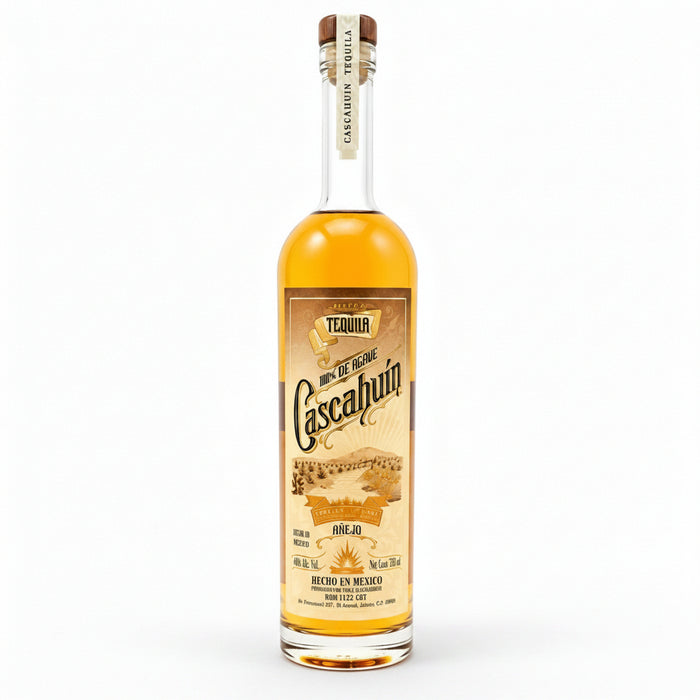 A bottle of Cascahuin 100% Tequila 750 ml on a solid white background.