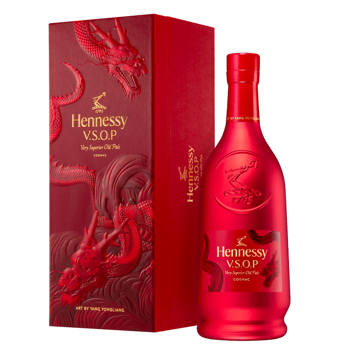 Hennessy VSOP Year of the Dragon By Yang Yongliang 2024 Release Giftbox and bottle