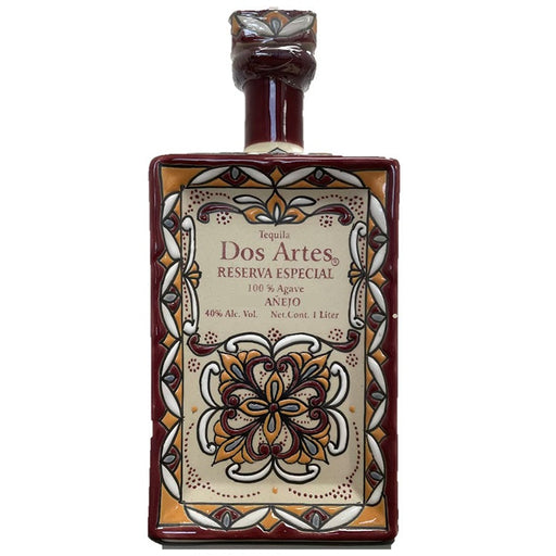 Photo of Dos Artes Reserva Especial Añejo tequila in a limited edition 2021 hand painted bottle.